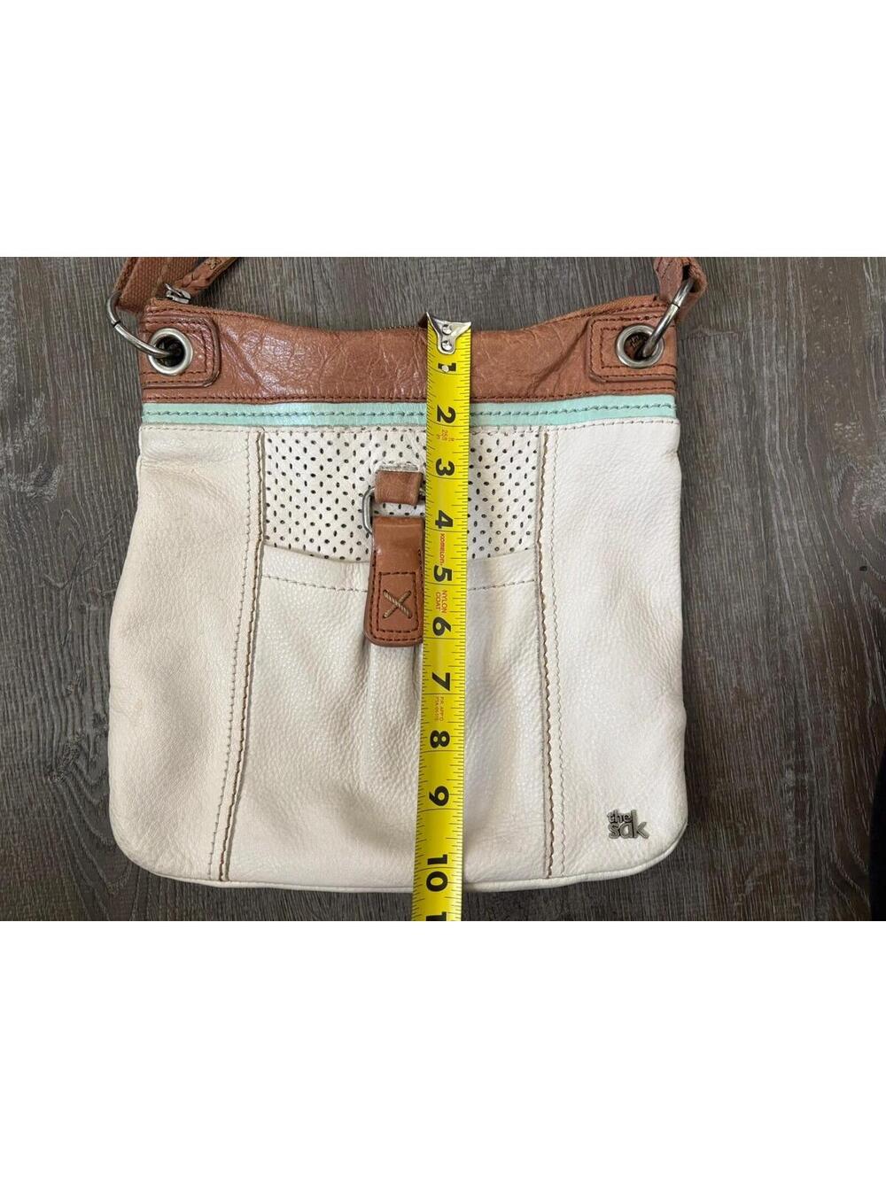 The Sak Vintage “Kendra” Tan Taupe Brown Trim Leather Crossbody Purse Bag Boho - Picture 8 of 9